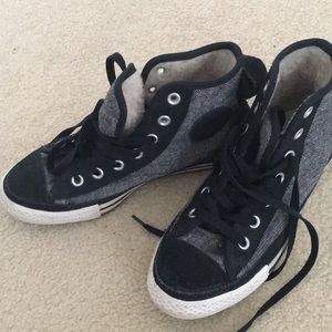 Fleece Lined Converse Sneakers sz 7.5